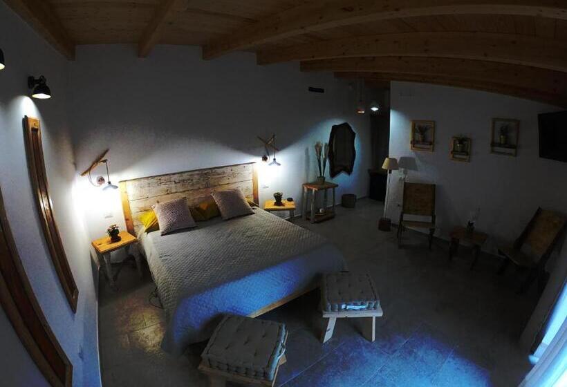 اتاق سوپریور با تخت بزرگ, B&b Les Chambres Rooms & Suite