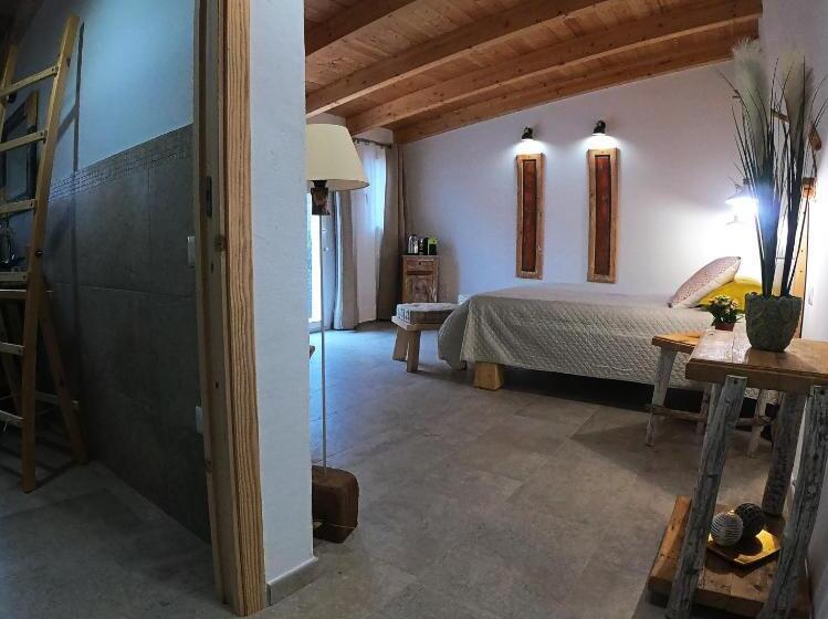 اتاق سوپریور با تخت بزرگ, B&b Les Chambres Rooms & Suite