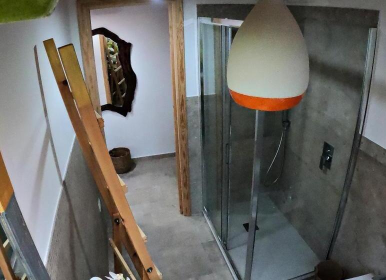 اتاق سوپریور با تخت بزرگ, B&b Les Chambres Rooms & Suite