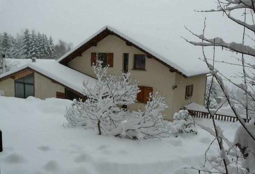 חדר סטנדרט נוף לאגם, Les Hauts Du Lac