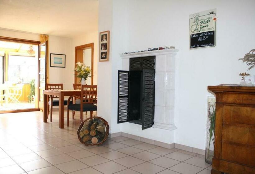 חדר סטנדרט נוף לאגם, Les Hauts Du Lac