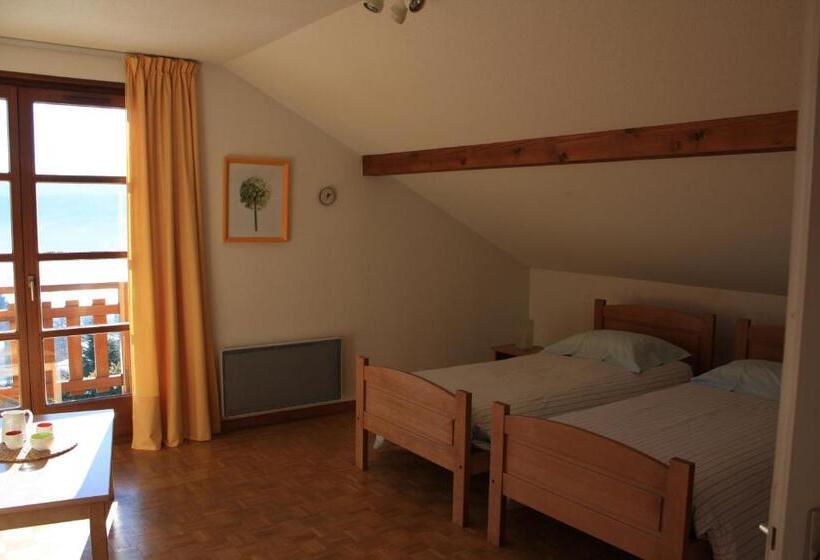 חדר סטנדרט נוף לאגם, Les Hauts Du Lac