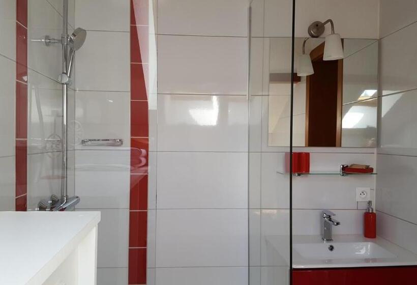 חדר סטנדרט נוף לגינה, Les Hauts Du Lac