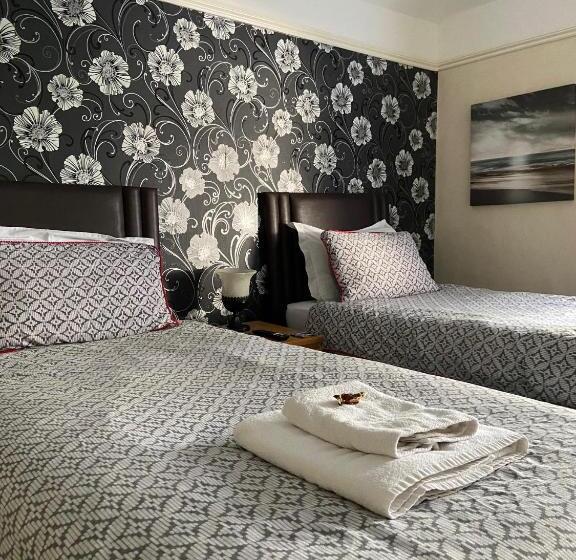 Номер Стандарт, Nettleton Country House