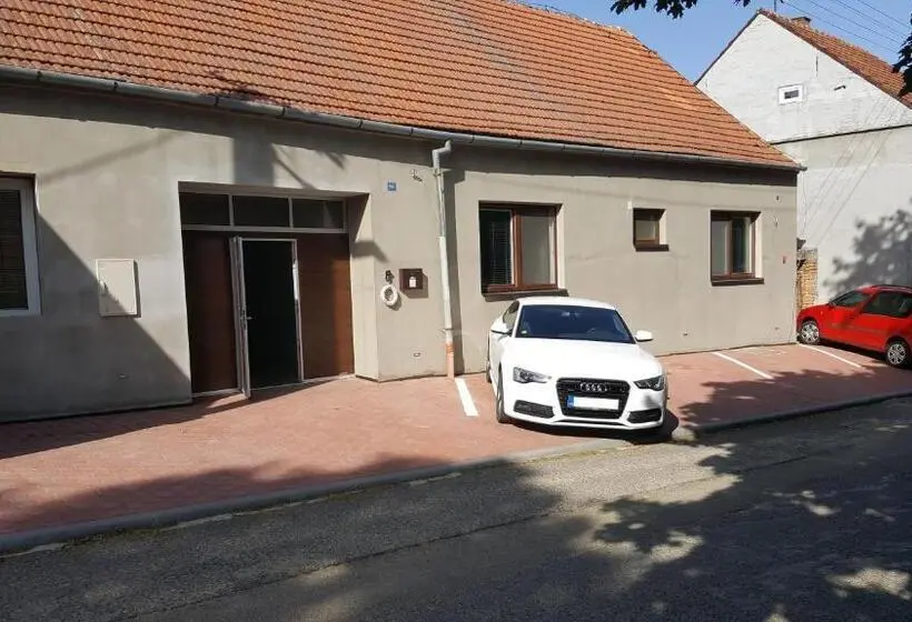 １ベッドルームアパートメント, Ubytování Němčičky