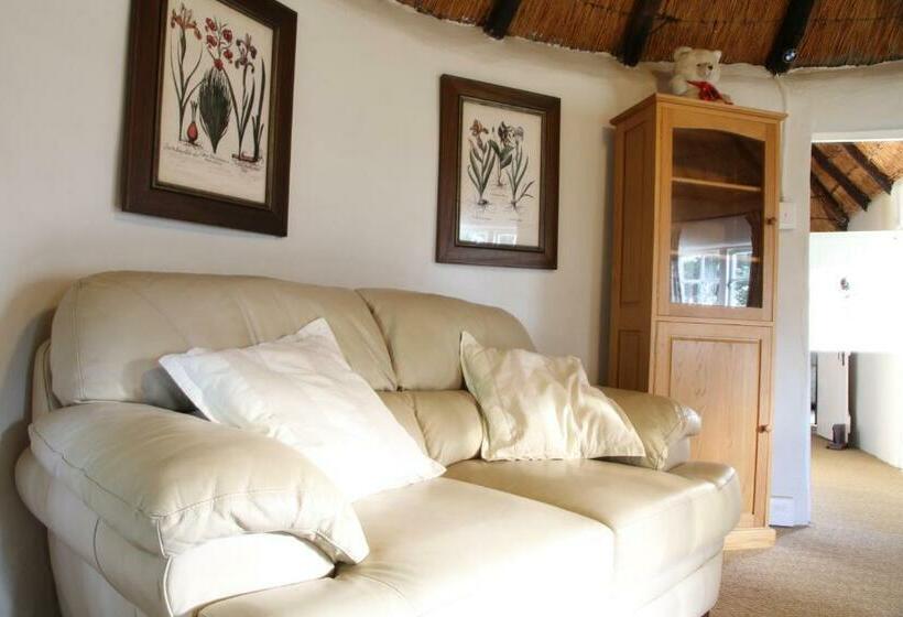 Семейное Бунгало, Baldinnie Cottages