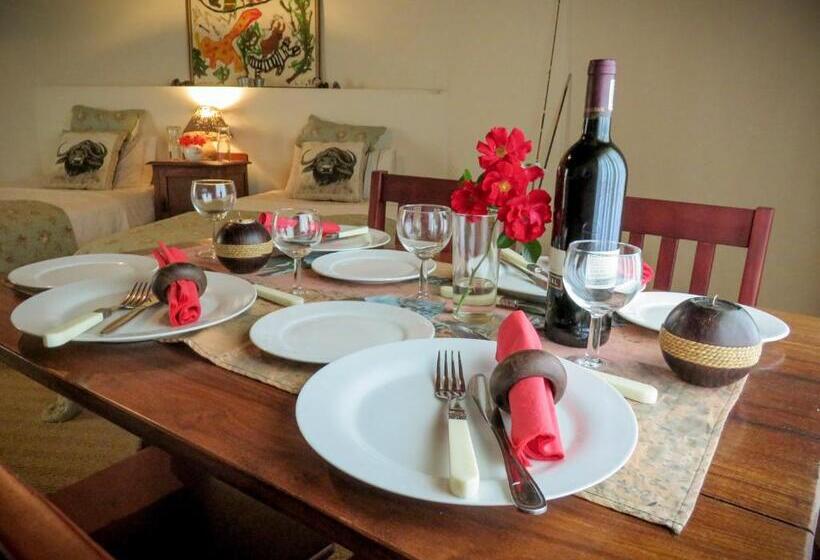 בונגלו משפחתי, Baldinnie Cottages