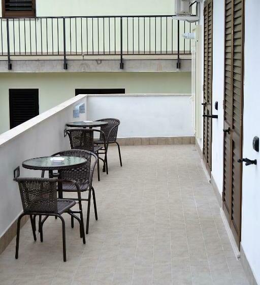 اتاق استاندارد چهار تخته, Guesthouse Holiday Formia Beach