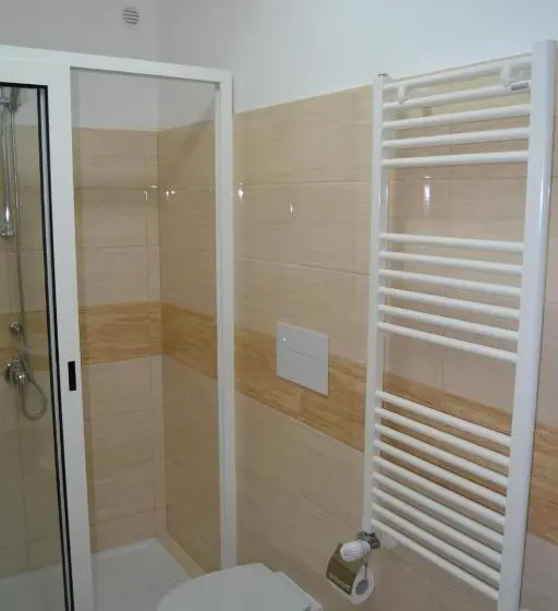 スタンダード４人部屋, Guesthouse Holiday Formia Beach