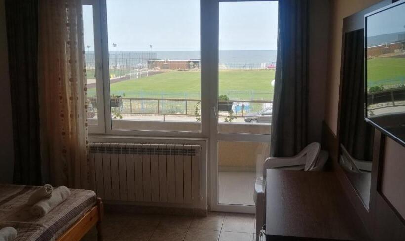 Triple Room Sea View, Guest House D. Bogdanova