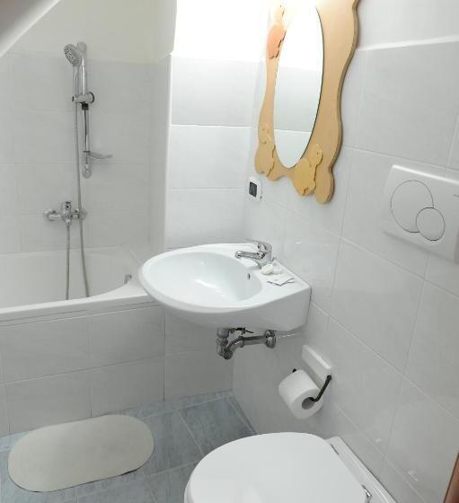 חדר סטנדרט לשלושה עם מרפסת, Palazzo Del Carmine