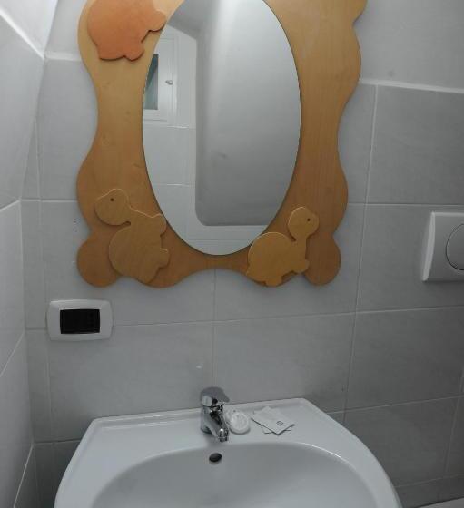 חדר סטנדרט לשלושה עם מרפסת, Palazzo Del Carmine