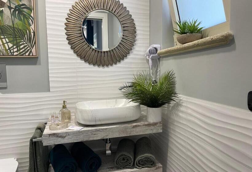 Четырехместный Номер Superior, Relais Dea Degli Ulivi