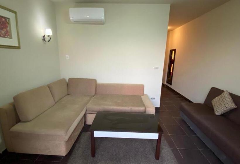 آپارتمان 1 خوابه با چشم‌انداز دریا, Porto South Beach Royal Sea View Families صف اول بحر مباشر