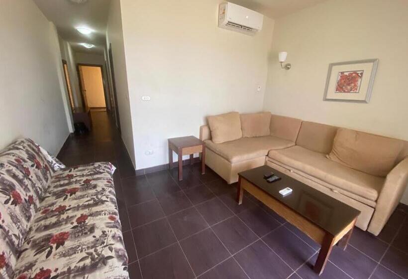 کلبه ییلاقی سوپریور یک خوابه, Porto South Beach Royal Sea View Families صف اول بحر مباشر