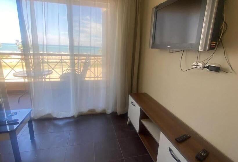 اتاق استاندارد چهار تخته با چشم‌انداز دریا, Porto South Beach Royal Sea View Families صف اول بحر مباشر