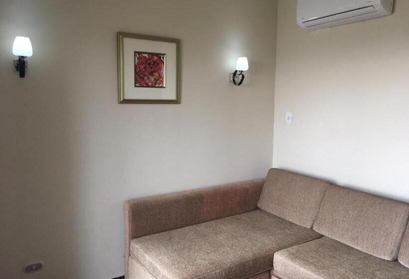 آپارتمان 1 خوابه با چشم‌انداز دریا, Porto South Beach Royal Sea View Families صف اول بحر مباشر