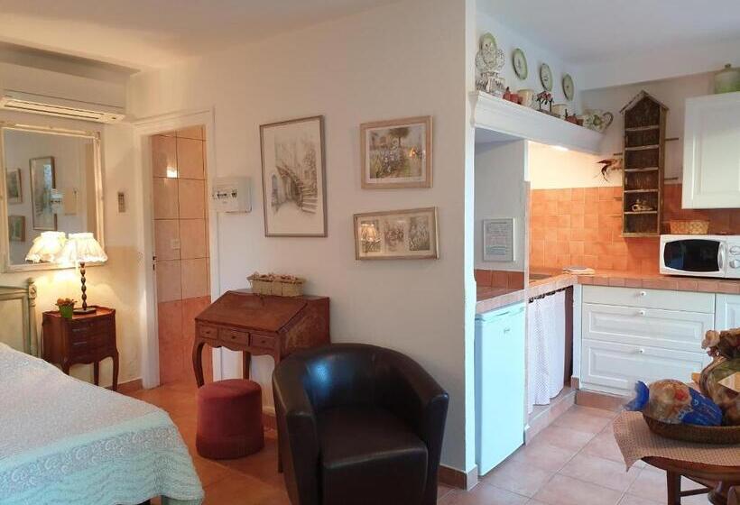 Студия Стандарт, Résidence Le Home