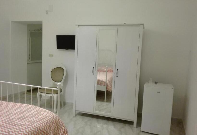 デラックスルーム, B&b L Antico Ortale