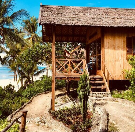 스탠다드 발코니 룸 바다 전망, Baracoco Bungalows