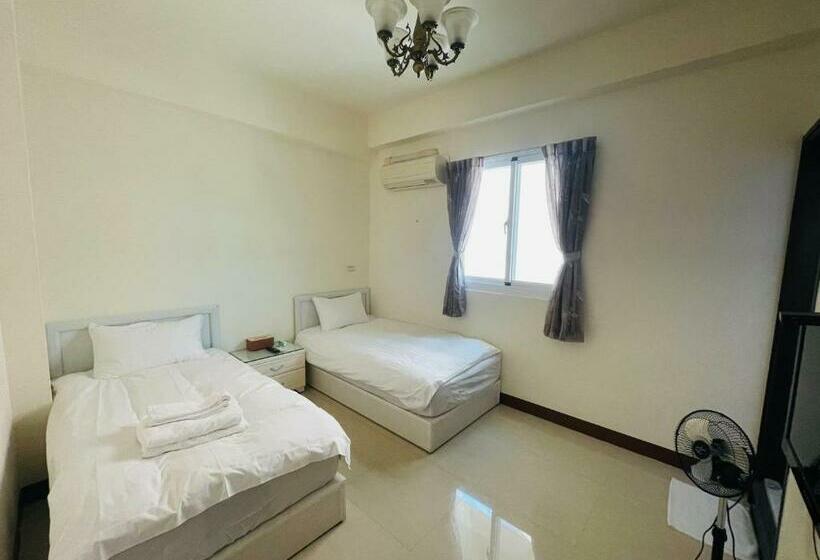 اتاق استاندارد, Corner No50 Hostel