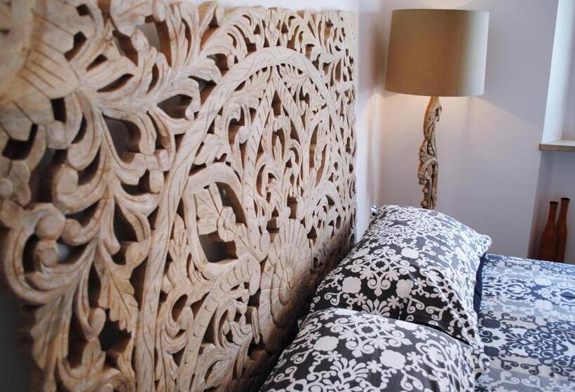 اتاق استاندارد, Festina Lente B&b