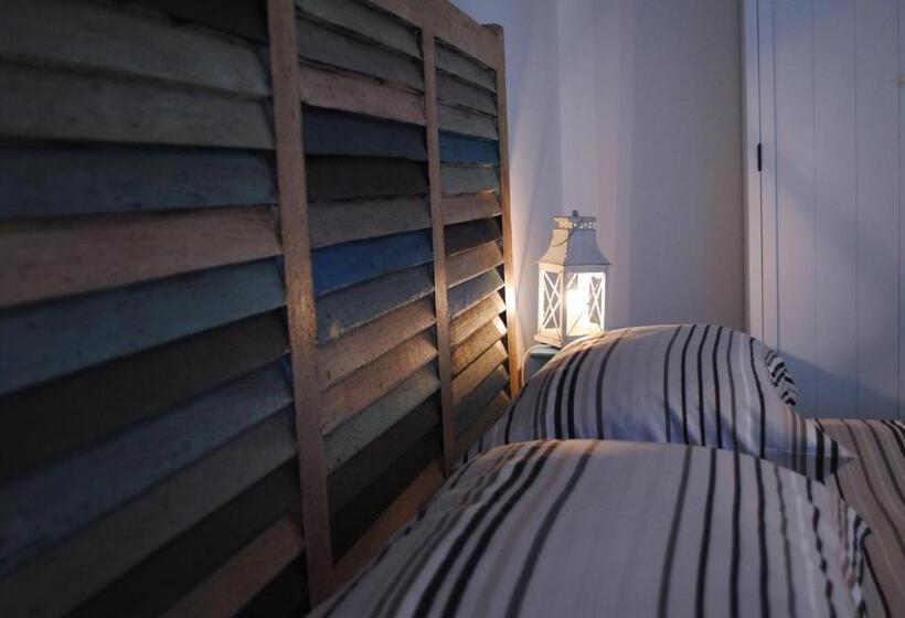 اتاق استاندارد, Festina Lente B&b