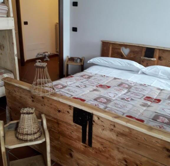 חדר משפחתי, Rifugio Al Lago Del Mortirolo In Inverno Raggiungibile Solo A Piedi