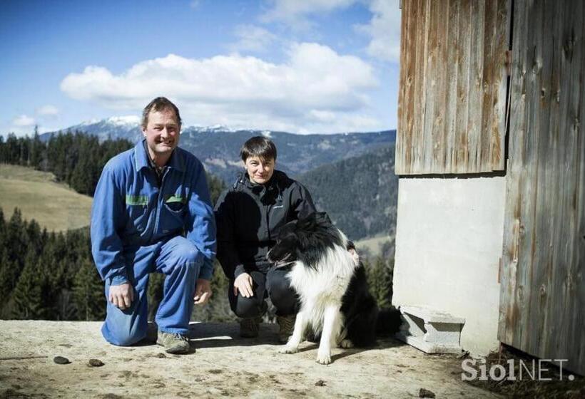 سوییت با چشم‌انداز باغ, Tourist Farm Kladje