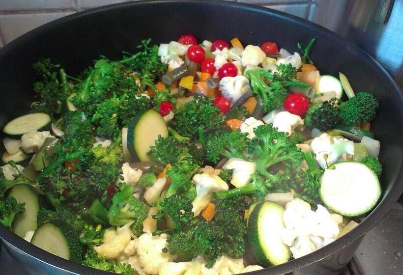 اتاق استاندارد چهارنفره با بالکن, Tourist Farm Kladje