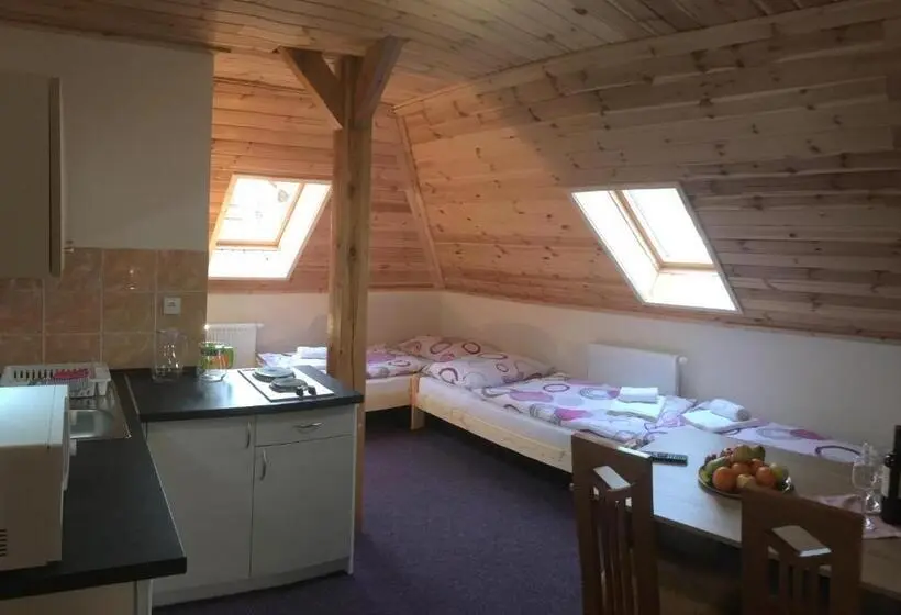 スタンダードスタジオ, Apartments Lipno Serafin
