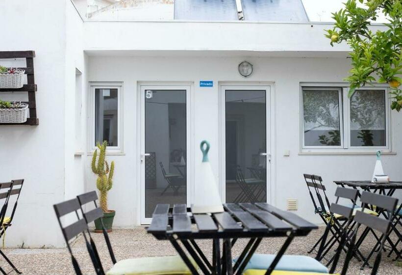 スタンダードスタジオ, ó Da Casa