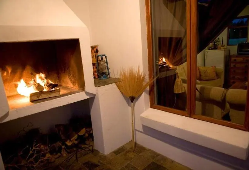 スイート, Karoo Khaya