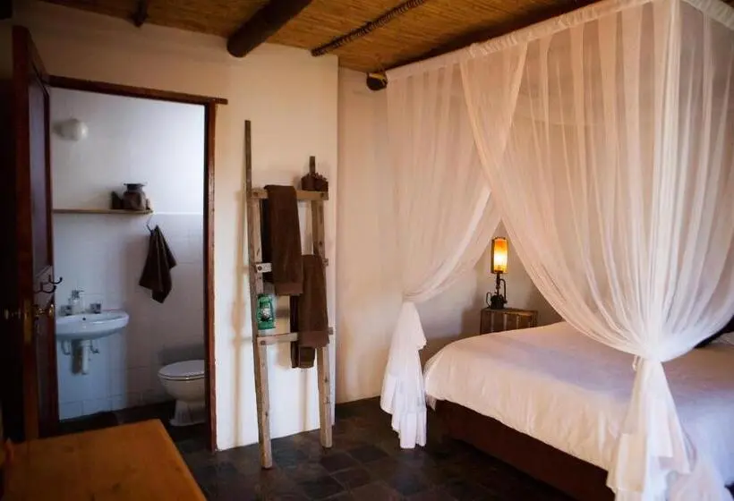 スイート, Karoo Khaya