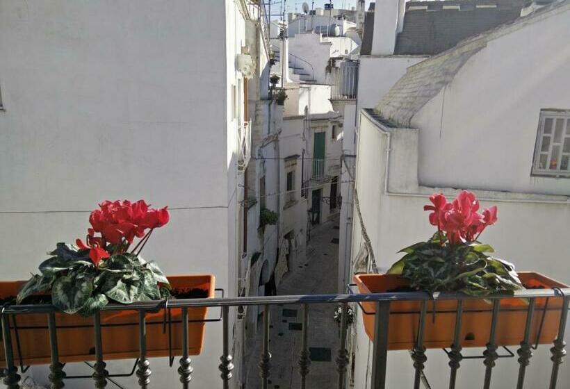 בקתה סופריור, Martine Dimore Storiche Di Puglia