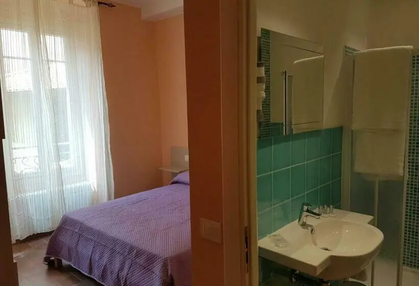 اتاق استاندارد با چشم‌انداز دریا, Perla Nera Guesthouse