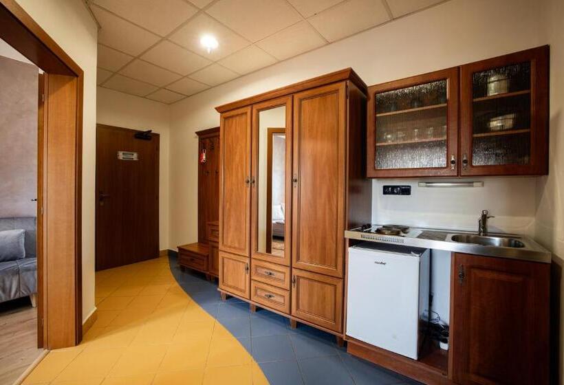 شقة غرفة واحدة, športové A Relaxačné Centrum   šrc