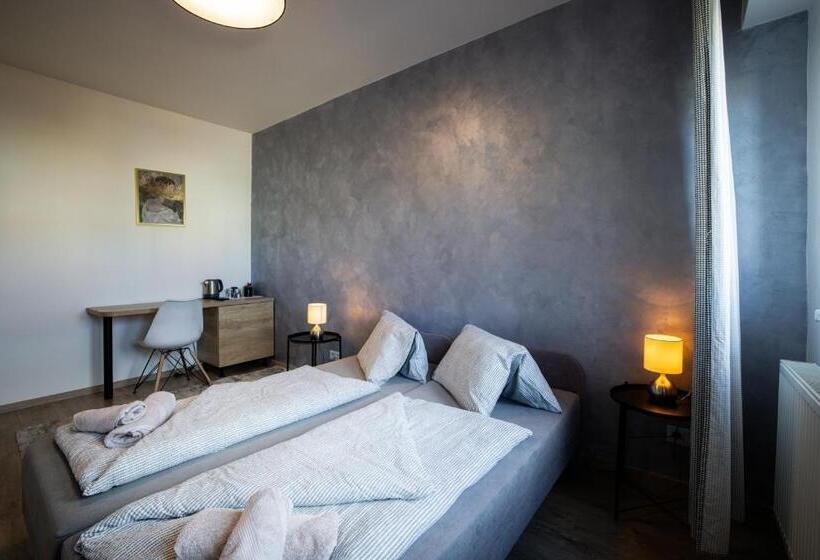 غرفة قياسية, športové A Relaxačné Centrum   šrc