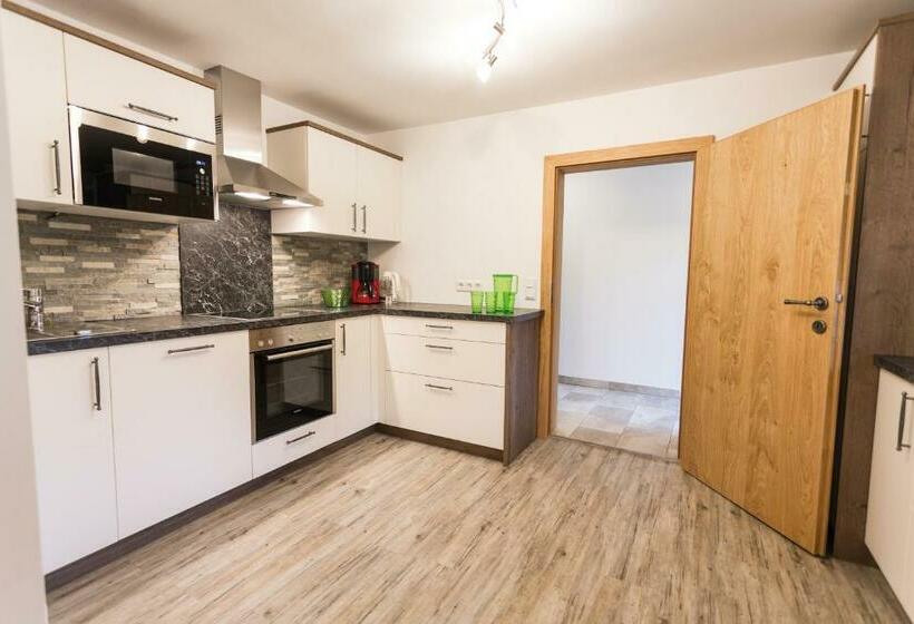 샬레, Pension Schönberger