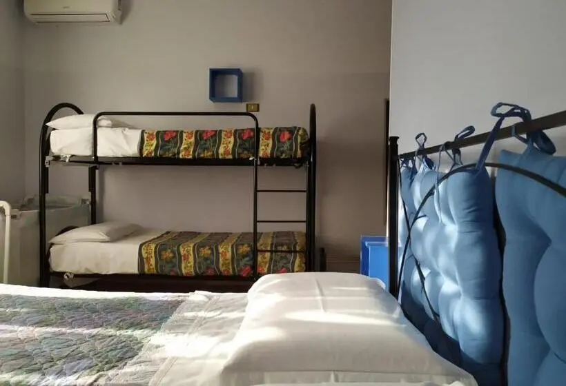 اتاق استاندارد چهار تخته, B&b La Casa Di Angelica