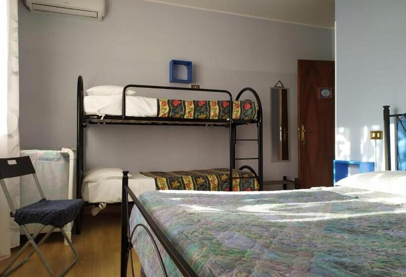 スタンダード４人部屋, B&b La Casa Di Angelica