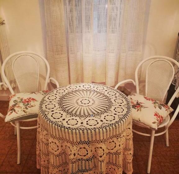 اتاق استاندارد, B&b Lamagia Di Corte Moronati