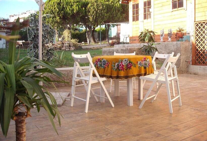 اتاق استاندارد سه نفره, Bed And Breakfast Angolo Fiorito