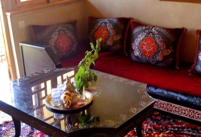 סוויטה נוף להרים, Gite Tizi Mizik