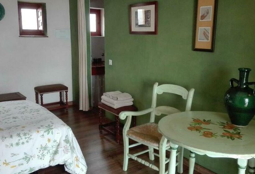 اتاق استاندارد, La Escuela Del Campo