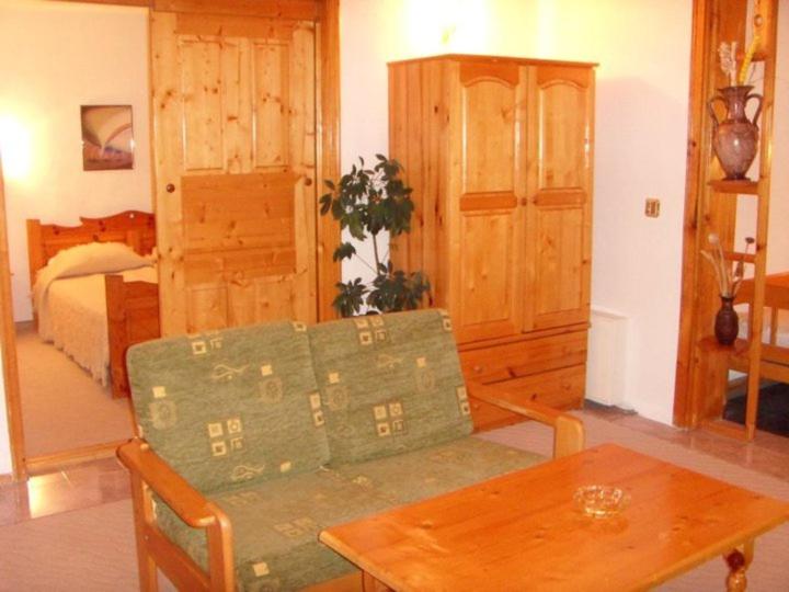 スイート, Family Hotel Markony