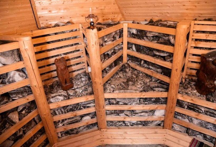 غرفة قياسية ثلاثية, Pensiunea Anca