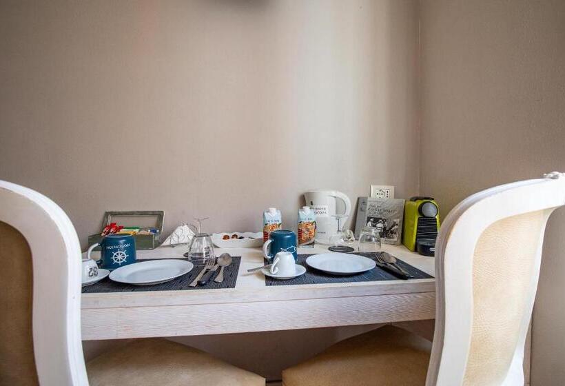 Triple Room Sea View, Alla Marina Affittacamere