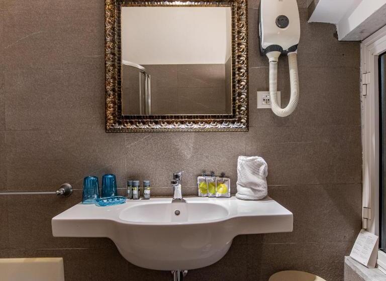 Triple Room Sea View, Alla Marina Affittacamere