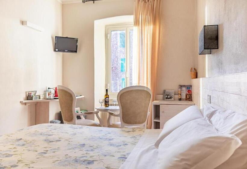 اتاق استاندارد با چشمانداز دریا, Alla Marina Affittacamere